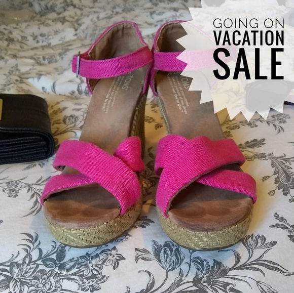 bright pink tims shoes